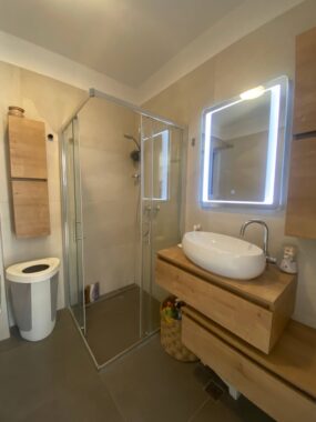 photo_6039545267922603146_w